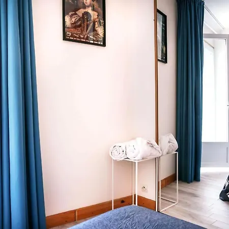 Apartment Downtown Very Heart Of Balcony & Patio Biarritz