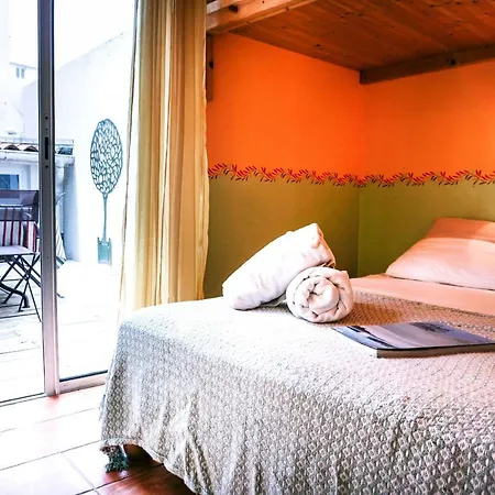 Downtown Very Heart Of Balcony & Patio Apartment *